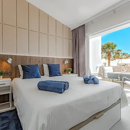 Luxury In Island Village. Apartament Costa Adeje (Tenerife)